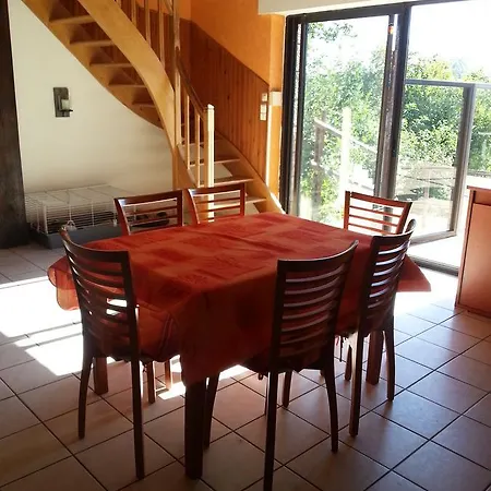 Le Perron *